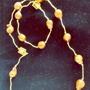 Baroque pearl necklace /bracelet set!